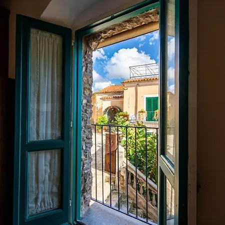 Il Fascino Del Borgo Apartment *