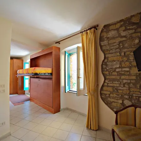 Apartment Il Fascino Del Borgo *